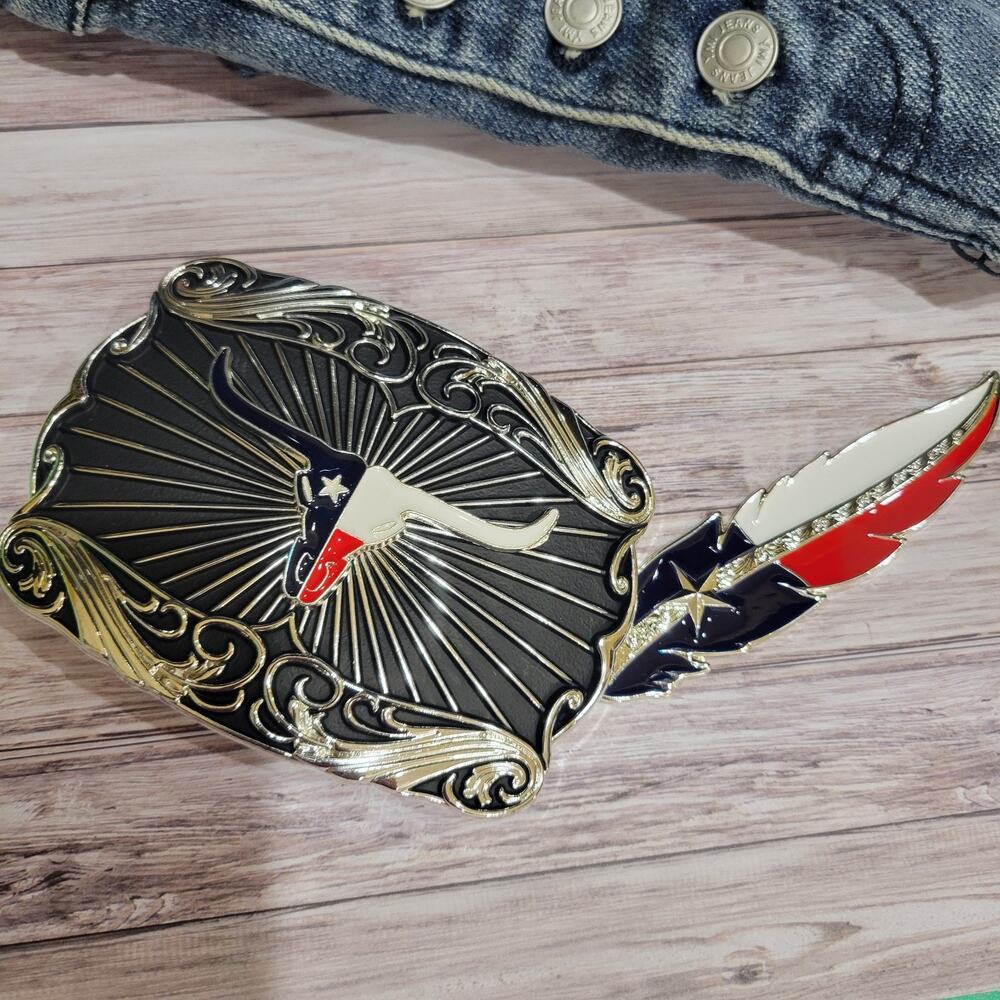 Longhorn Cowboy Belt Buckle & Hat Metal Feather Bundle Texas Style